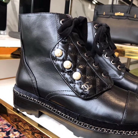 Chanel Short Boots Black Calfskin G33188