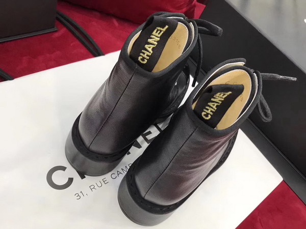 Chanel Short Boots Black Smooth Calfskin and Patent Calfskin For Sale