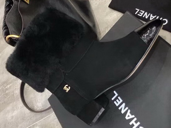 Chanel Short Boots in Black Suede and Lamb Hair