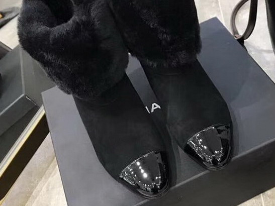 Chanel Short Boots in Black Suede and Lamb Hair