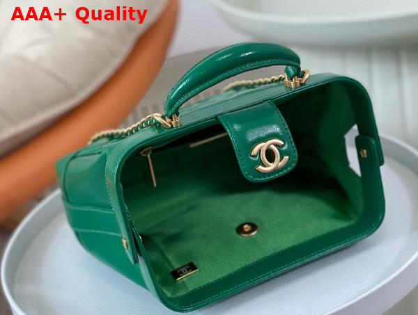 Chanel Small Bag with Top Handle Shiny Lambskin Gold Tone Metal Green AS4959 Replica