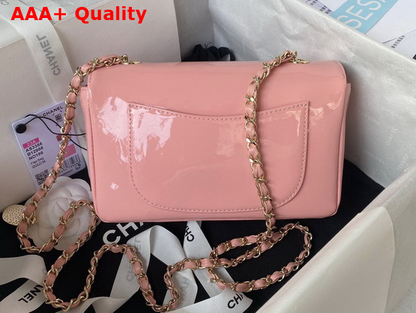 Chanel Small Flap Bag Coral Pink Patent Calfskin Gold Tone Metal AS4388 Replica