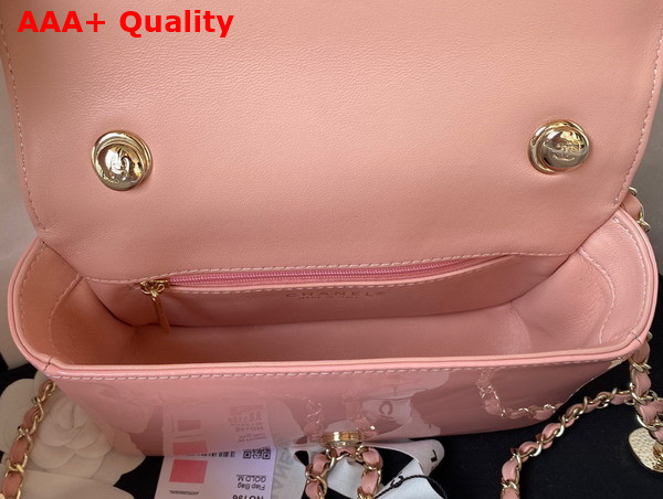 Chanel Small Flap Bag Coral Pink Patent Calfskin Gold Tone Metal AS4388 Replica