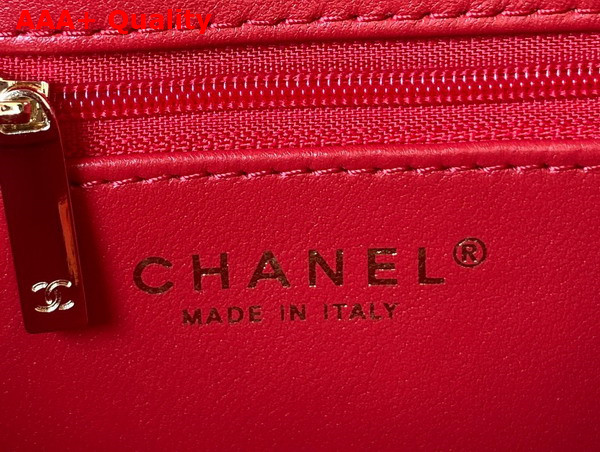 Chanel Small Flap Bag Red Patent Calfskin Gold Tone Metal AS4388 Replica