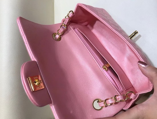 Chanel Small Flap Bag in Pearl Pink Grained Calfskin