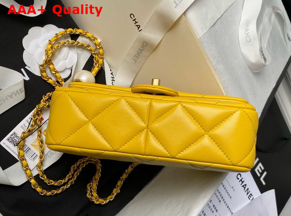 Chanel Small Flap Bag in Yellow Pearly Lambskin Imitation Pearls Gold Tone Metal As4861 Replica