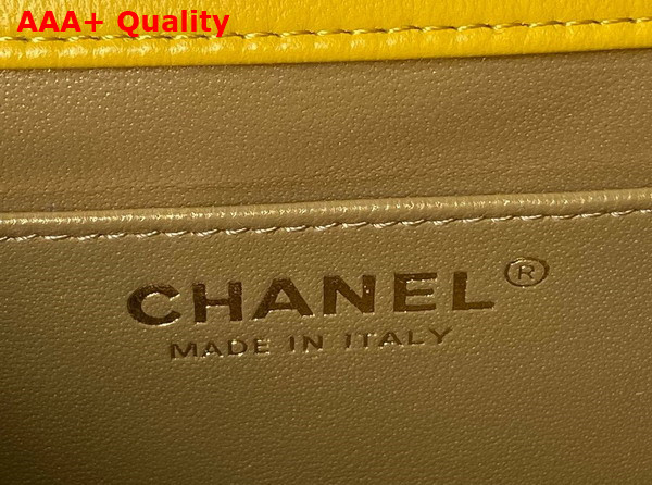 Chanel Small Flap Bag in Yellow Pearly Lambskin Imitation Pearls Gold Tone Metal As4861 Replica