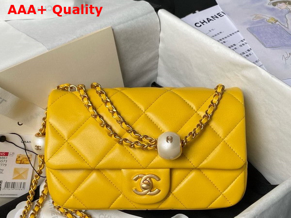 Chanel Small Flap Bag in Yellow Pearly Lambskin Imitation Pearls Gold Tone Metal As4861 Replica