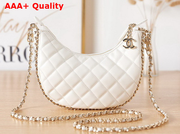 Chanel Small Hobo Bag in White Lambskin Shiny Light Gold Metal AS3917 Replica