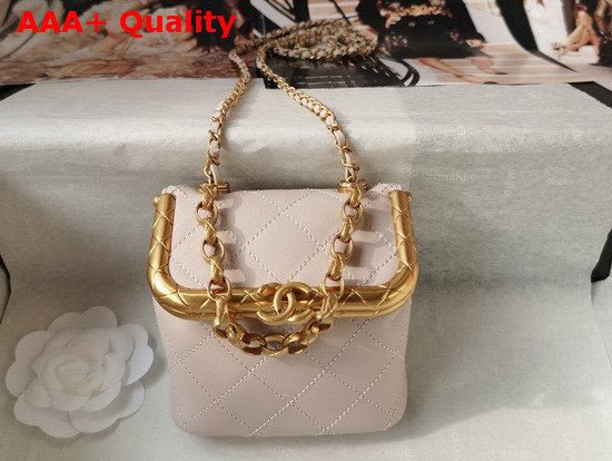 Chanel Small Kiss Lock Bag White Lambskin and Gold Tone Metal AS1885 Replica