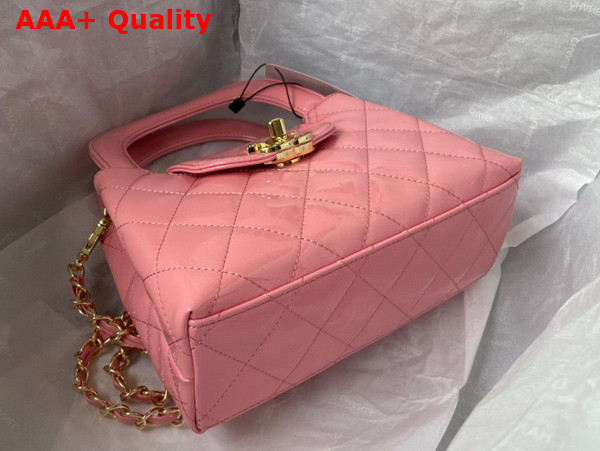 Chanel Small Tote Bag in Pink Patent Leather Replica