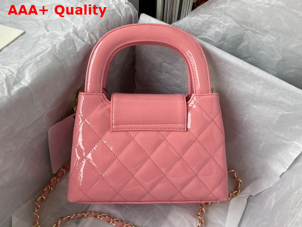 Chanel Small Tote Bag in Pink Patent Leather Replica