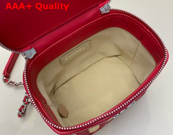 Chanel Small Vanity Case in Woven Rattan and Red Calfskin AS1352 Replica