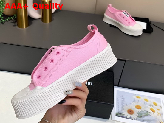 Chanel Sneaker Pink Canvas Replica