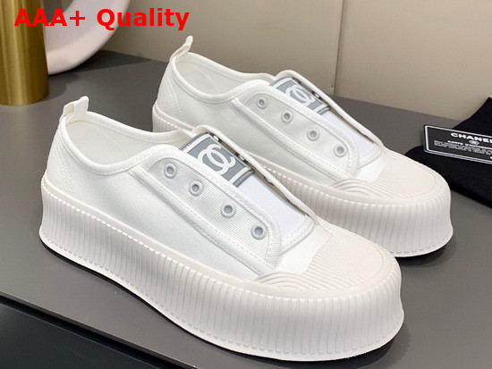 Chanel Sneaker White Canvas Replica