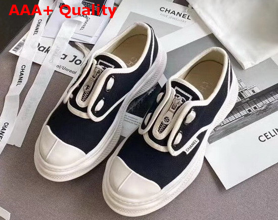 Chanel Sneaker in Black Canvas Replica