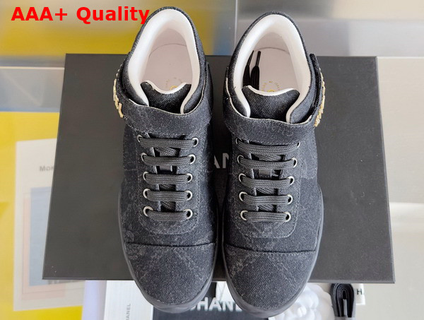 Chanel Sneaker in Black Printed Denim Replica