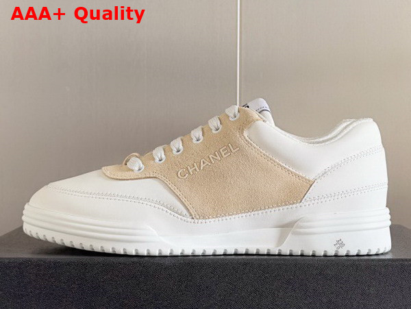 Chanel Sneaker in White Calf Leather and Beige Suede Leather Replica