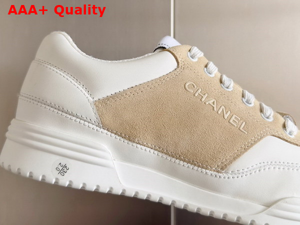 Chanel Sneaker in White Calf Leather and Beige Suede Leather Replica