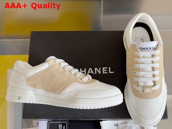 Chanel Sneaker in White Calf Leather and Beige Suede Leather Replica