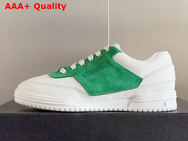 Chanel Sneaker in White Calf Leather and Green Suede Leather Replica