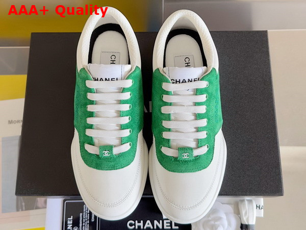 Chanel Sneaker in White Calf Leather and Green Suede Leather Replica