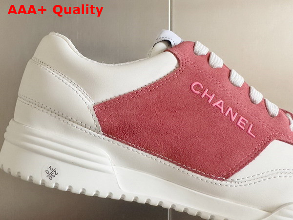 Chanel Sneaker in White Calf Leather and Pink Suede Leather Replica