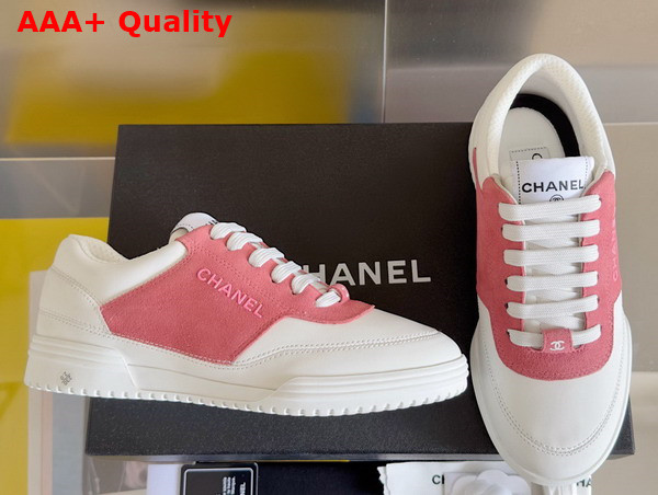 Chanel Sneaker in White Calf Leather and Pink Suede Leather Replica