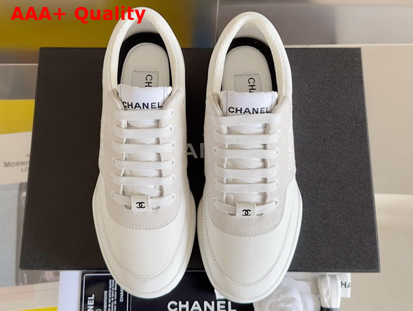 Chanel Sneaker in White Calf Leather and Suede Leather Replica