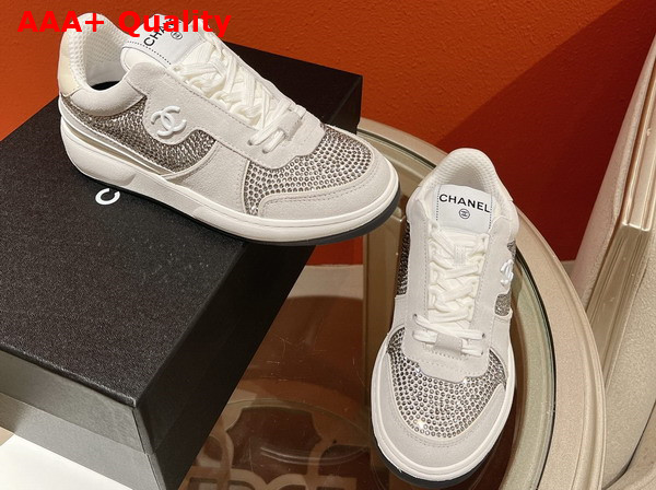 Chanel Sneaker in White Suede and Strass Replica