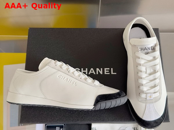 Chanel Sneakers Calfskin and Suede Calfskin White and Black G45714 Replica