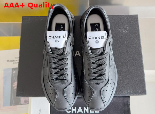 Chanel Sneakers in Black Calfskin G46252 Replica