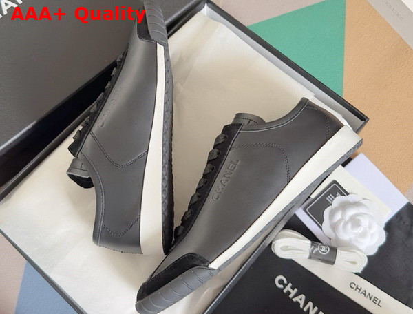 Chanel Sneakers in Black Calfskin and Suede Calfskin G45714 Replica