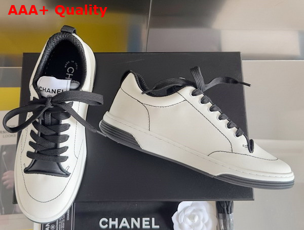 Chanel Sneakers in White Calfskin G46076 Replica