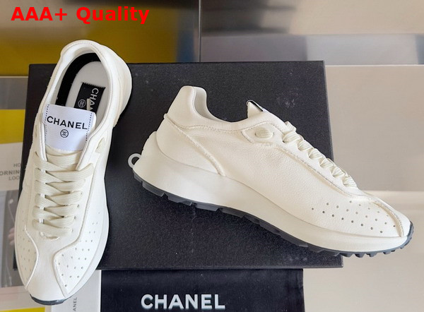 Chanel Sneakers in White Calfskin G46252 Replica