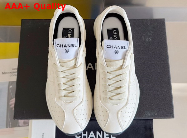 Chanel Sneakers in White Calfskin G46252 Replica