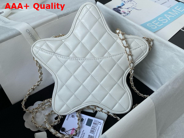 Chanel Star Handbag White Lambskin and Gold Metal AS4579 Replica