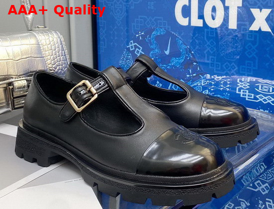 Chanel T Strap Shoes in Black Calfskin and Patent Leather Replica