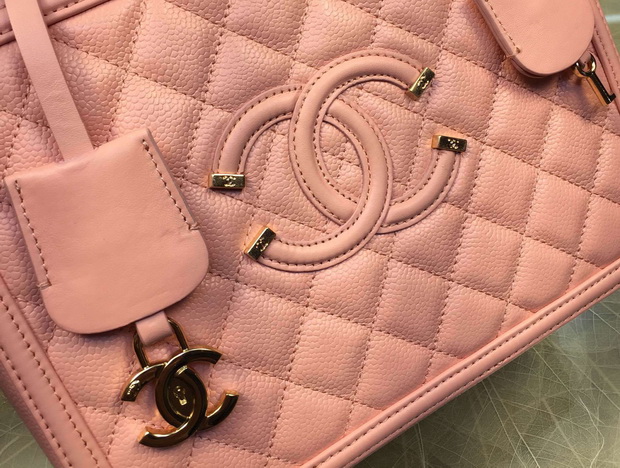 Chanel Vanity Case Grained Lambskin Pink for Sale