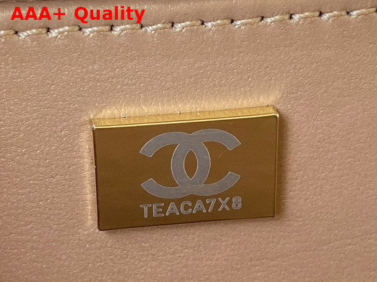 Chanel Vanity Case Lambskin Gold Metal White Ref AS2900 Replica