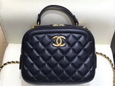 Chanel Vanity Case in Black Calfskin A57905