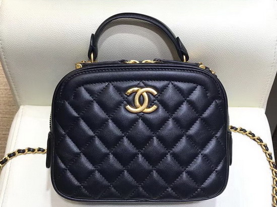 Chanel Vanity Case in Black Calfskin A57905