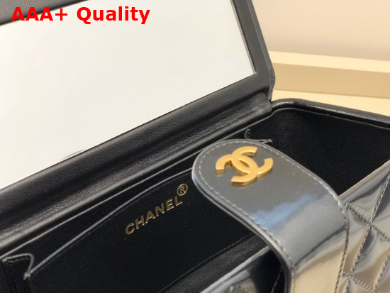 Chanel Vanity Case in Black Patent Leather Replica