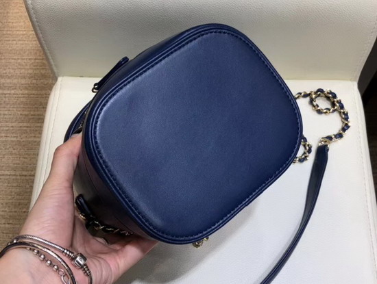 Chanel Vanity Case in Blue Lambskin AS0323