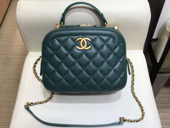 Chanel Vanity Case in Green Calfskin A57905