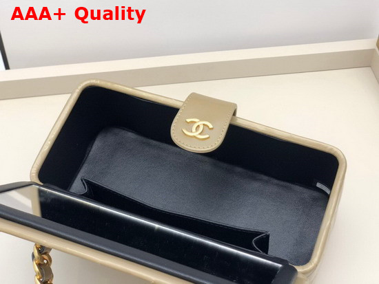 Chanel Vanity Case in Khaki Patent Leather Replica