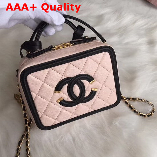 Chanel Vanity Case in Pink Grained Calfskin Gold Tone Metal Replica