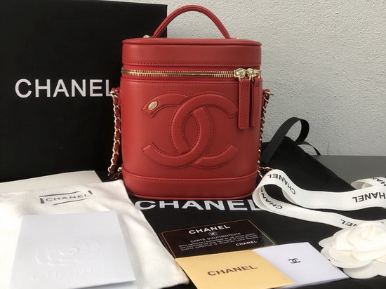 Chanel Vanity Case in Red Lambskin AS0323