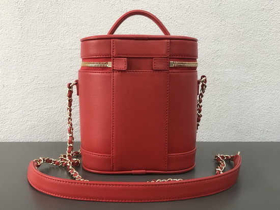 Chanel Vanity Case in Red Lambskin AS0323