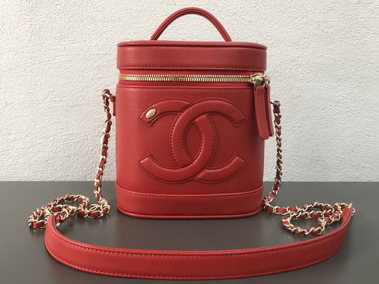 Chanel Vanity Case in Red Lambskin AS0323